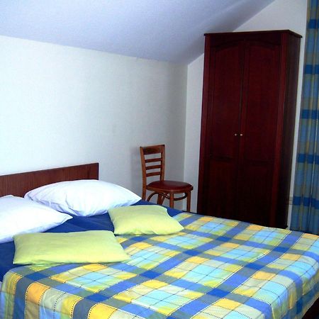 Info Hotel Apartments Palanga Pokoj fotografie